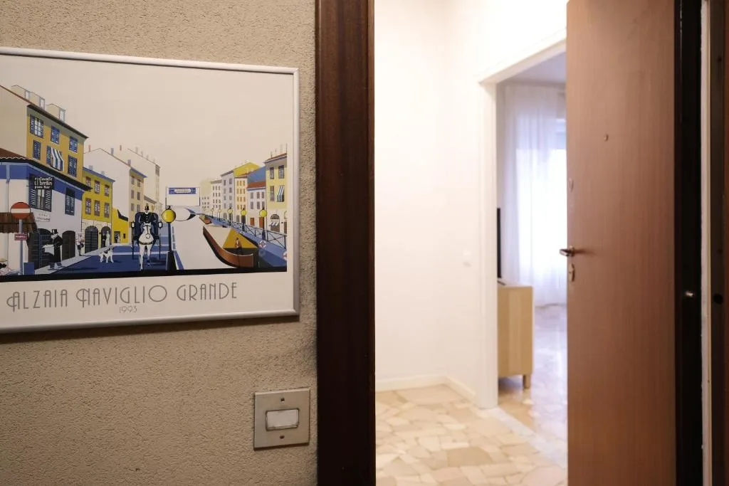Via Tortona — Appartamento Bilocale 6
