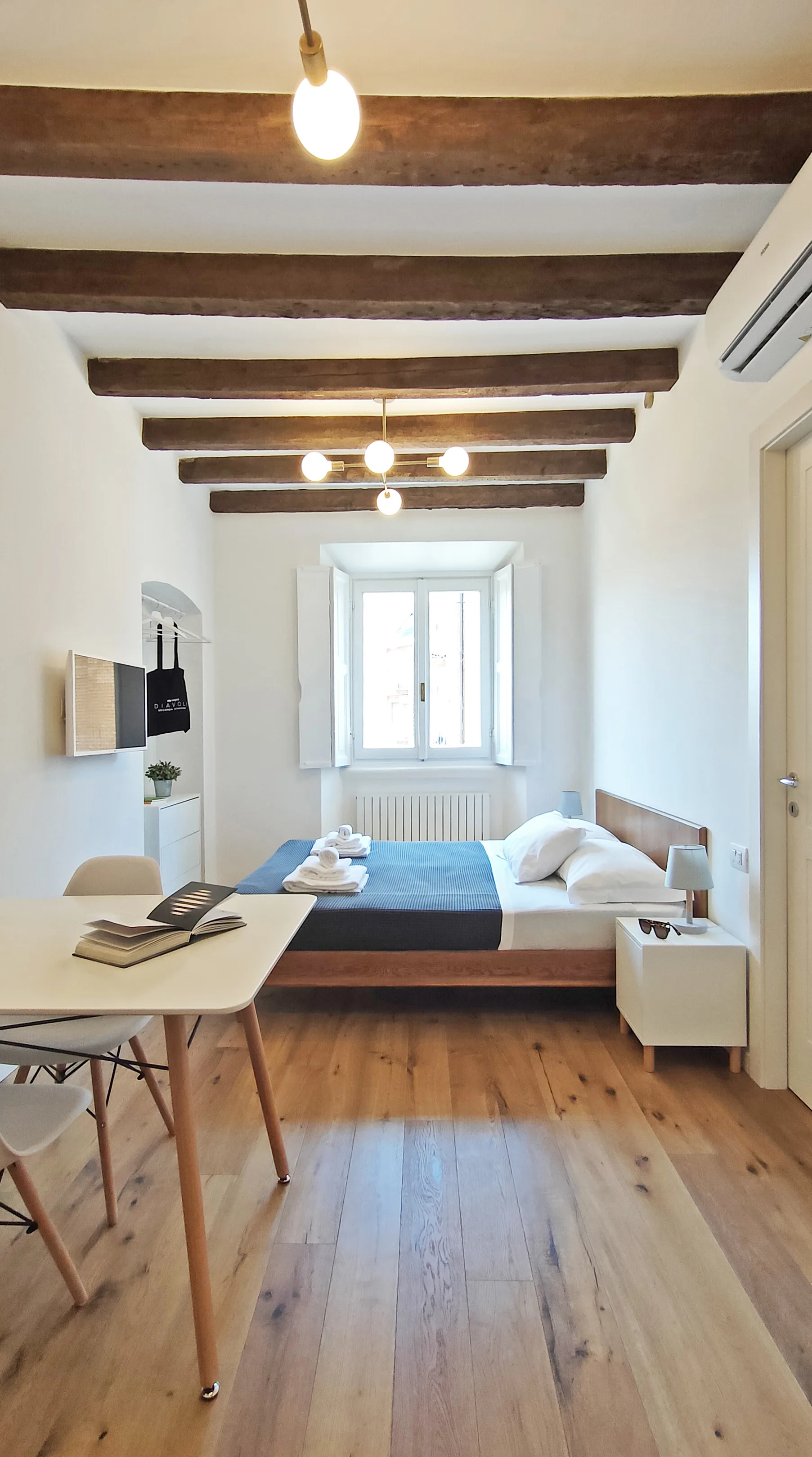 Vigevano — Appartamento con 1 Camera da Letto 4