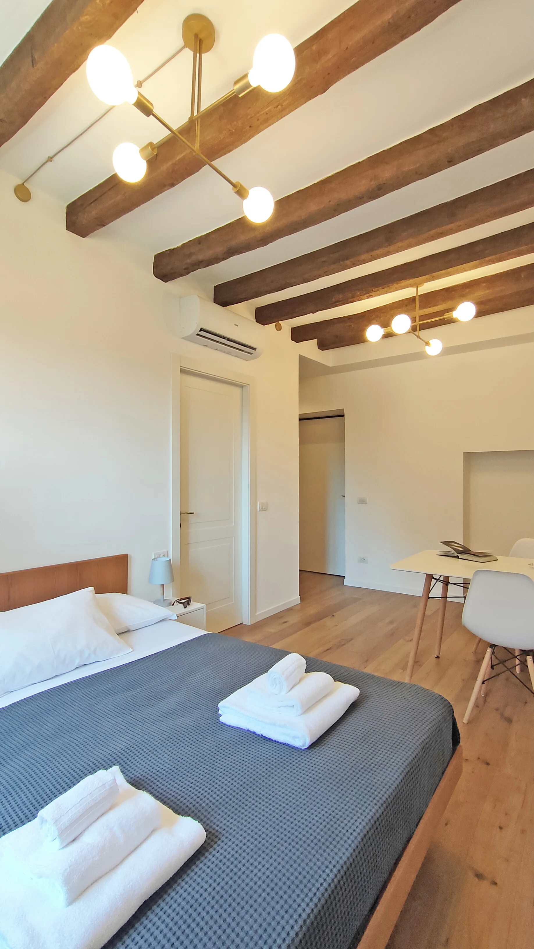 Vigevano — Appartamento con 1 Camera da Letto 7