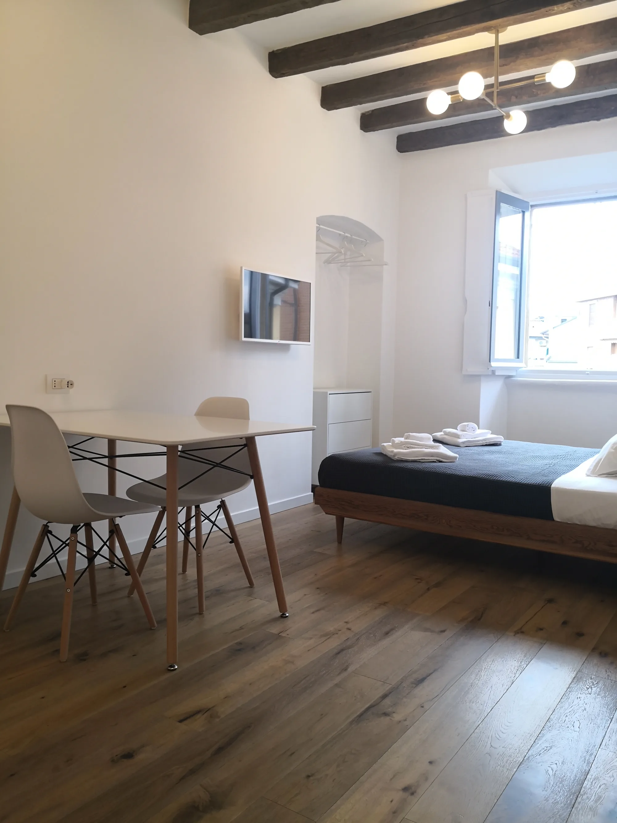 Vigevano — Appartamento con 1 Camera da Letto 15