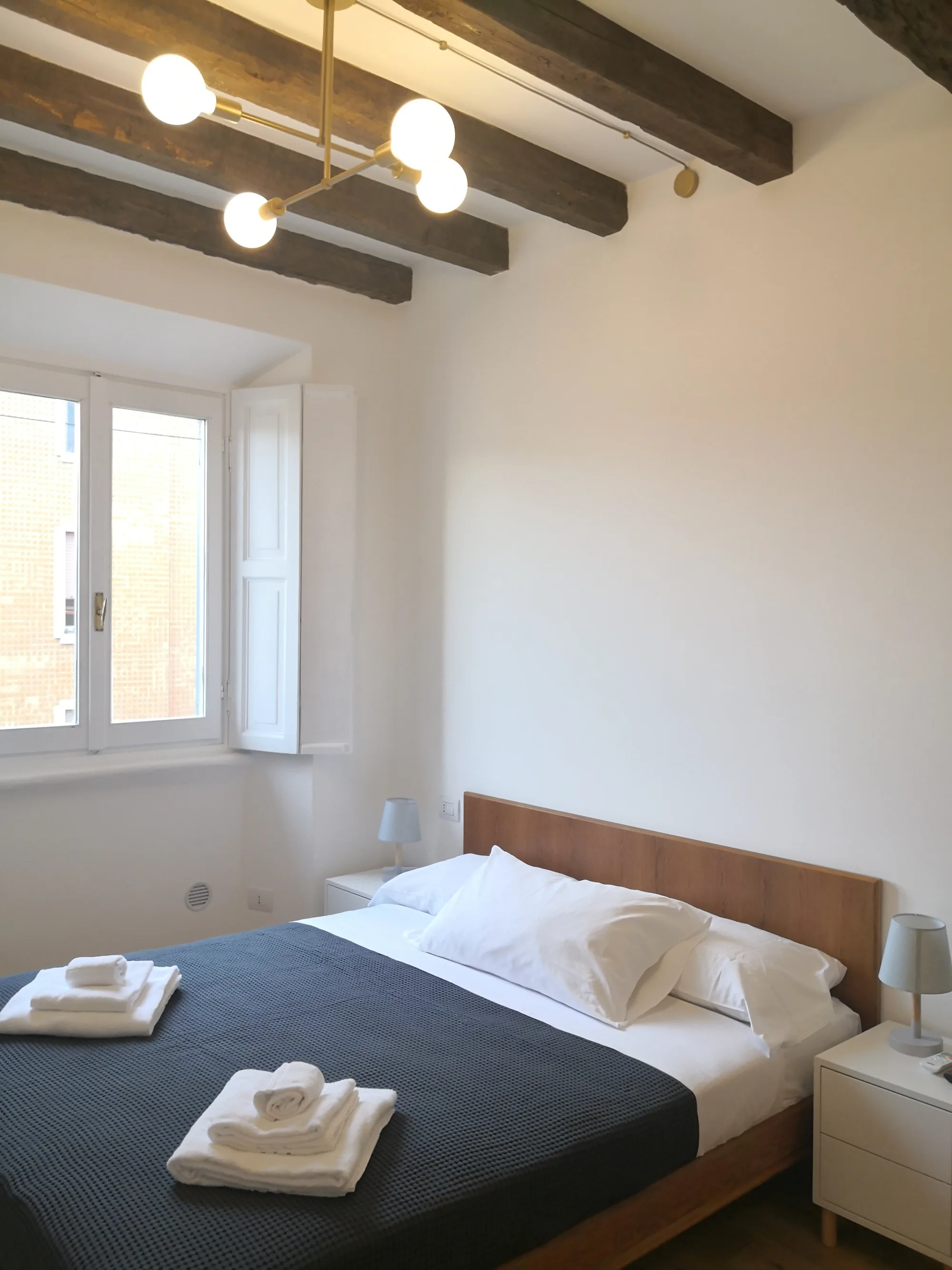 Vigevano — Appartamento con 1 Camera da Letto 16